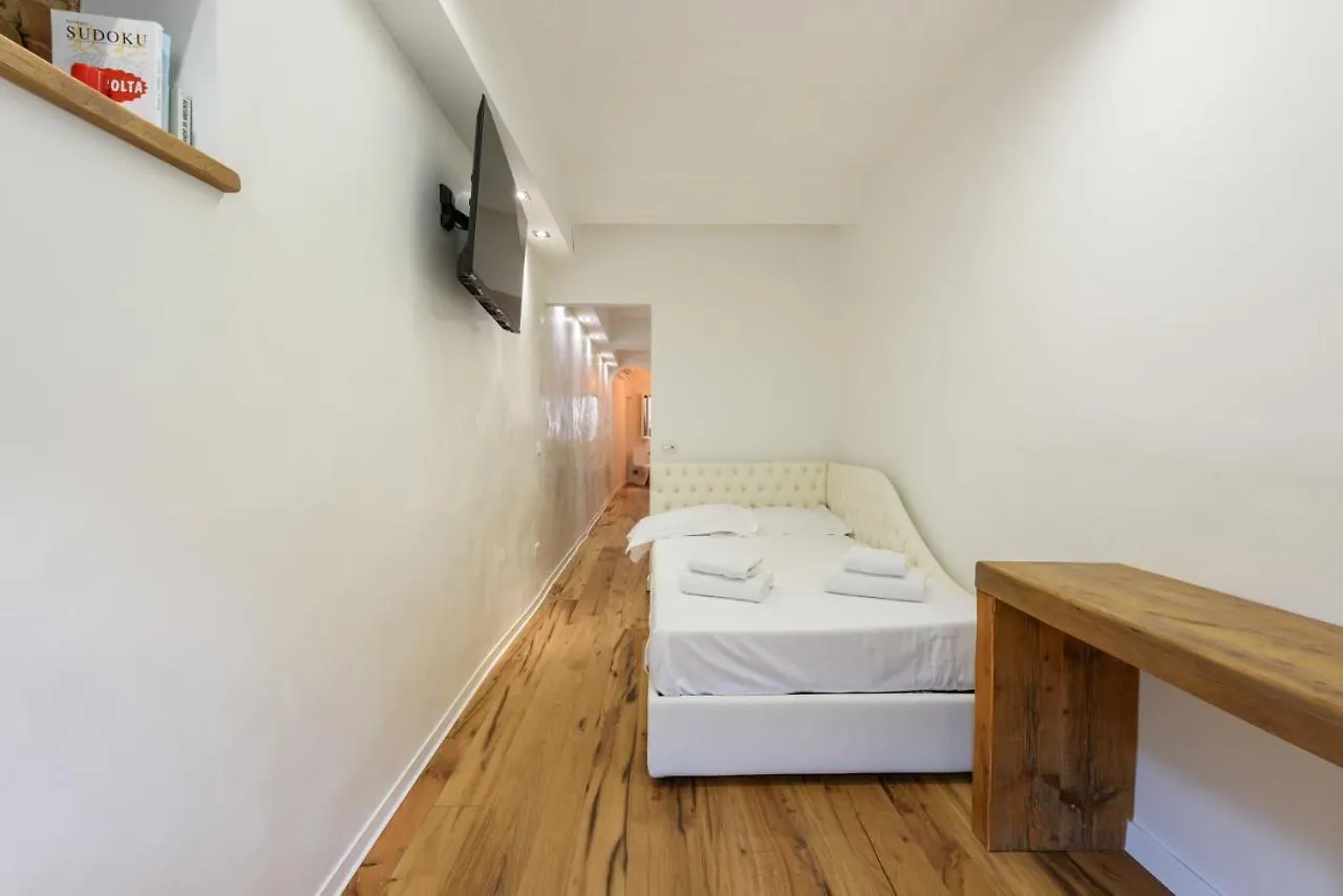 Casa Maria By Mmega Apartment Florence Italy